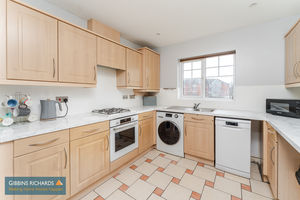 Kitchen- click for photo gallery